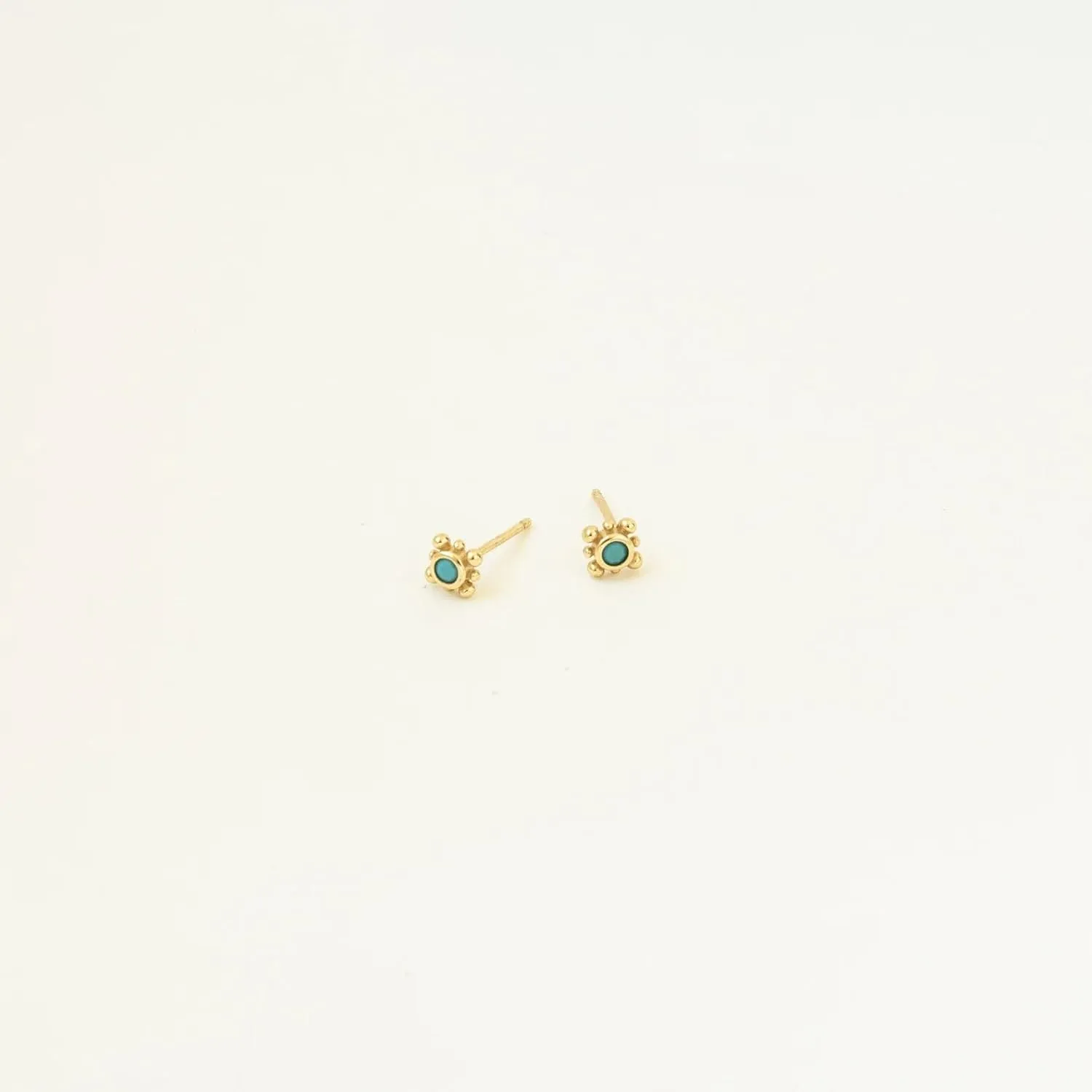 CAITLYNMINIMALIST 925 Sterling Silver 18K Gold Rose Gold Dainty Modern Stud Cubic Zirconia Tiny Minimalist Gemstone Earrings Gift for Women