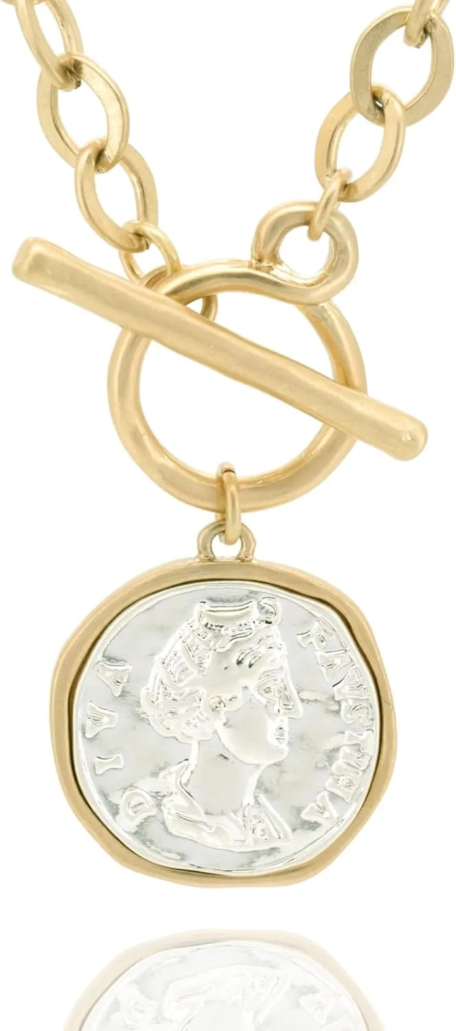 Chunky Gold Coin Pendant Necklace Trendy Layered Statement Chain for Women, Antique Toggle Design with Thick Link, Fashionable Necklaces for Women