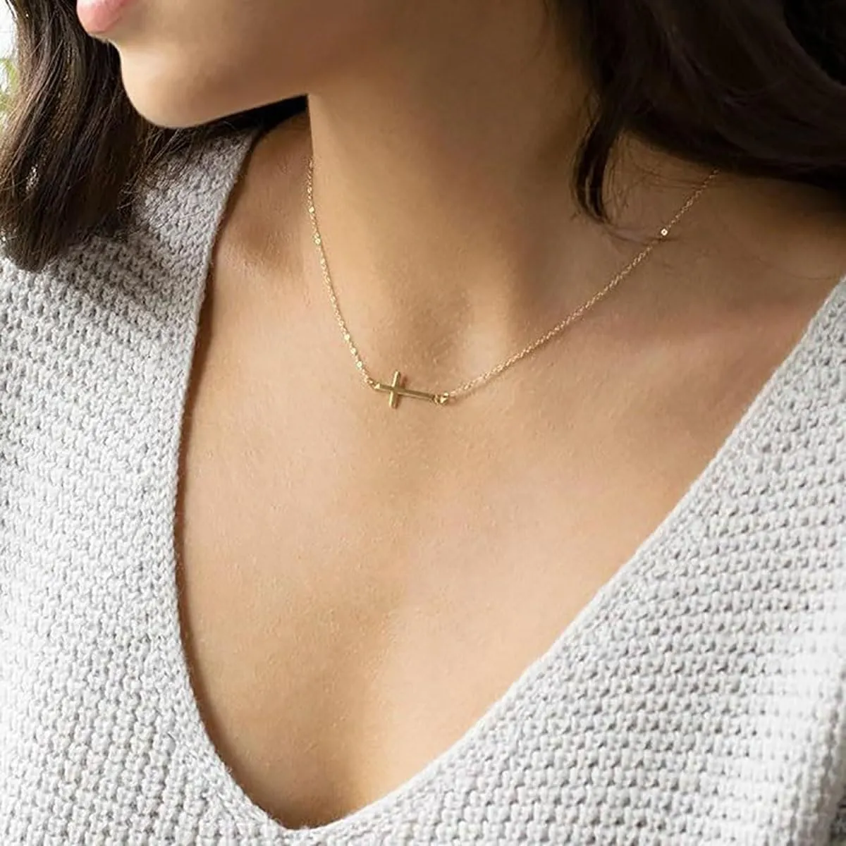 Cross Necklace for Women - 18K Gold Plated Cross Necklace with Exquisite Gold Cross Pendant Necklace, Small Sideways Cross Necklace, Elegant Gold Jewelry Gift for Women