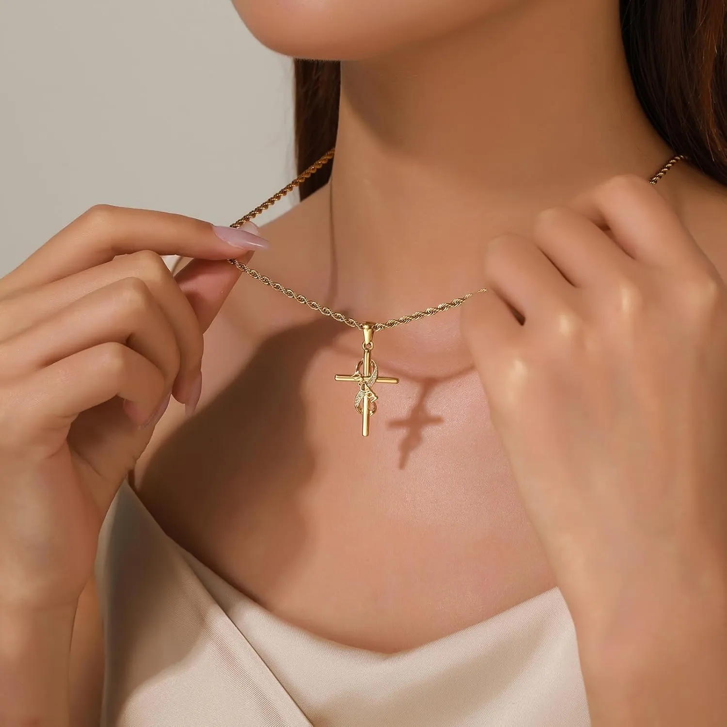 DS Religious Gifts for her Faith Cross Necklace for Women exquisite 18K Gold Inspirational Christian Bible Verse prayer birthday Jewelry stainless steel Necklaces To Sister Mom Daughter