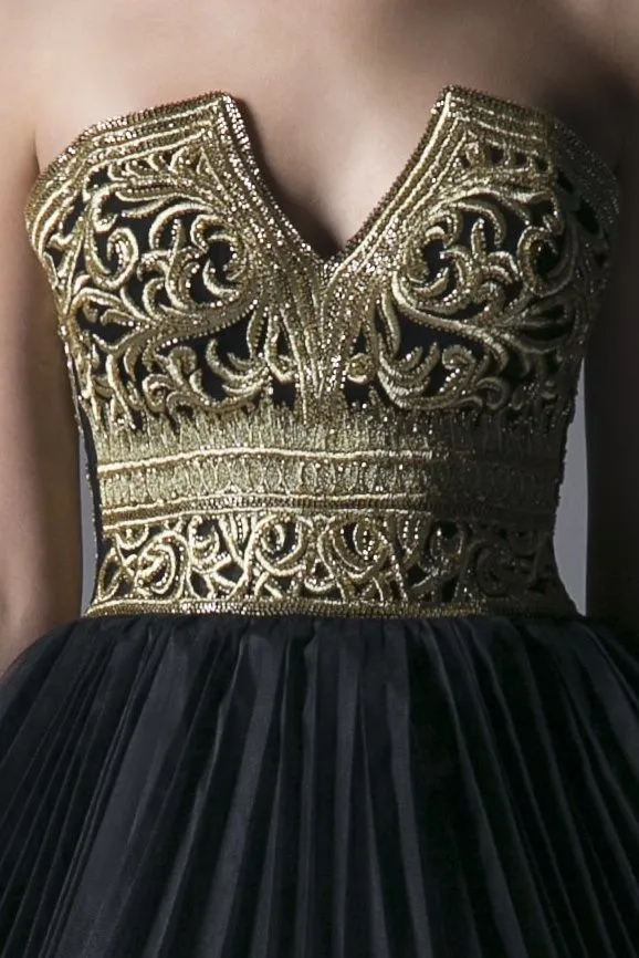 EMBROIDERED STRAPLESS DRESS