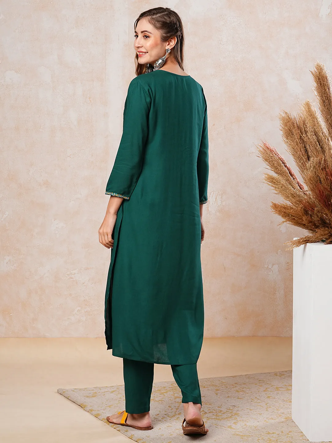 Ethnic Embroidered Straight Fit Kurta with Pant - Green