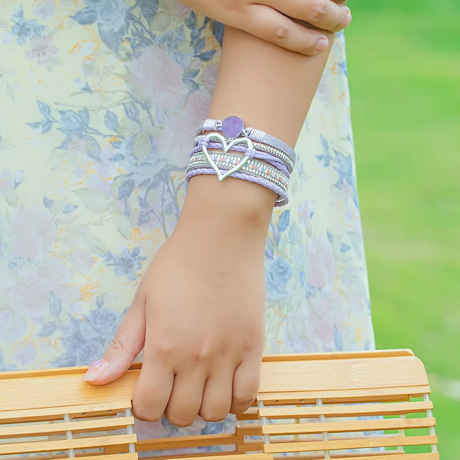 FANCY SHINY Heart Leather Wrap Bracelets Stackable Boho Cuff Bangles Trendy Resin Stone Rhinestone Bracelets with Magnetic Clasp for Women Mother Gift Jewelry