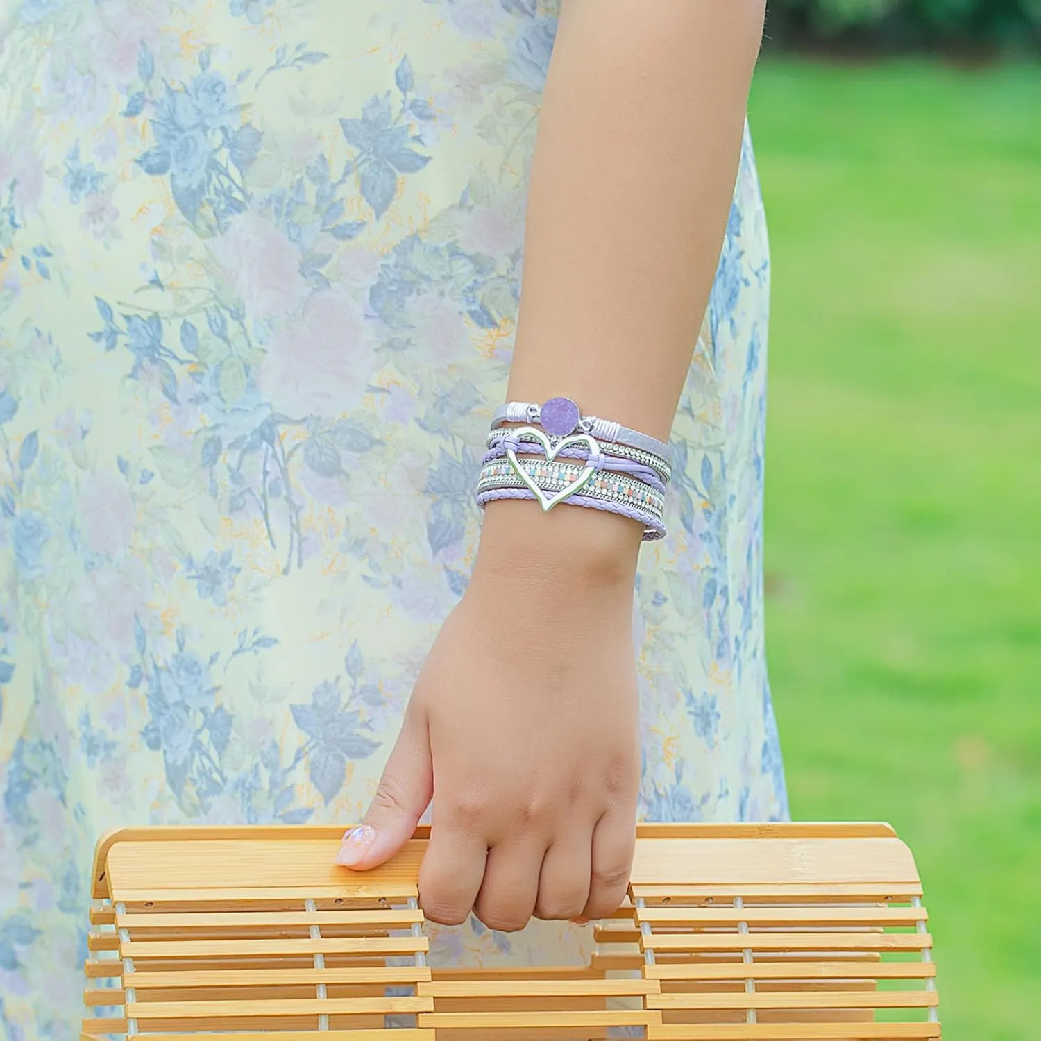 FANCY SHINY Heart Leather Wrap Bracelets Stackable Boho Cuff Bangles Trendy Resin Stone Rhinestone Bracelets with Magnetic Clasp for Women Mother Gift Jewelry