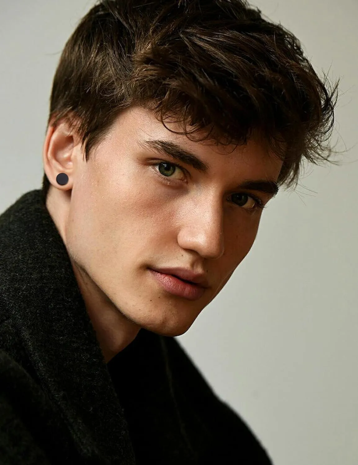 FIBO STEEL 316L Surgical Steel Hypoallergenic Black Stud Earrings for Men Women, Round Waterproof Cartilage & Lobe Jewelry, Comfortable Everyday Fashion Accessory, 3mm-8mm