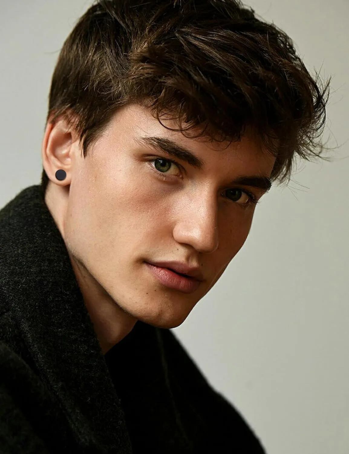 FIBO STEEL 316L Surgical Steel Hypoallergenic Black Stud Earrings for Men Women, Round Waterproof Cartilage & Lobe Jewelry, Comfortable Everyday Fashion Accessory, 3mm-8mm