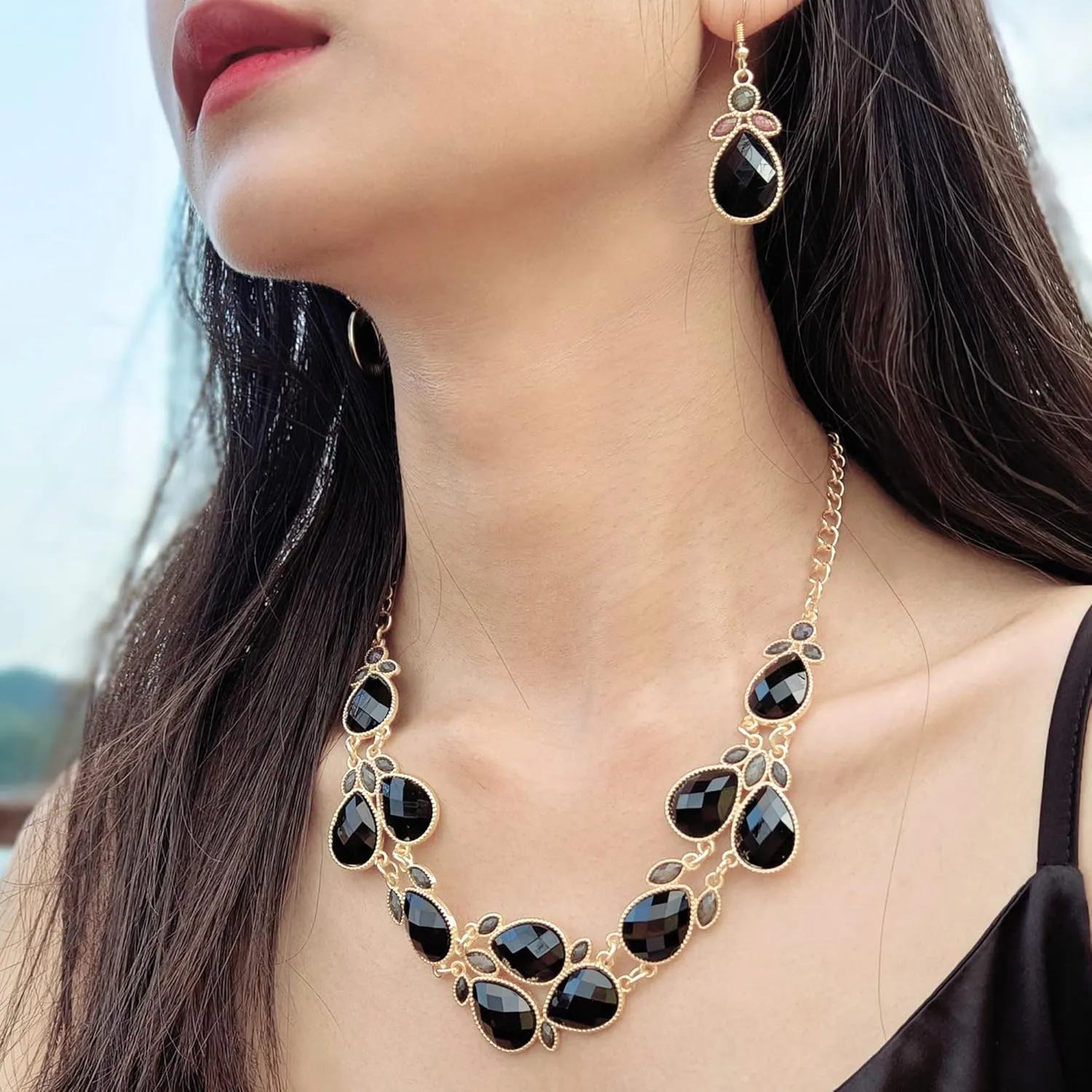 Firstmeet Shiny Resin Water Drop Collar Necklace with Earrings