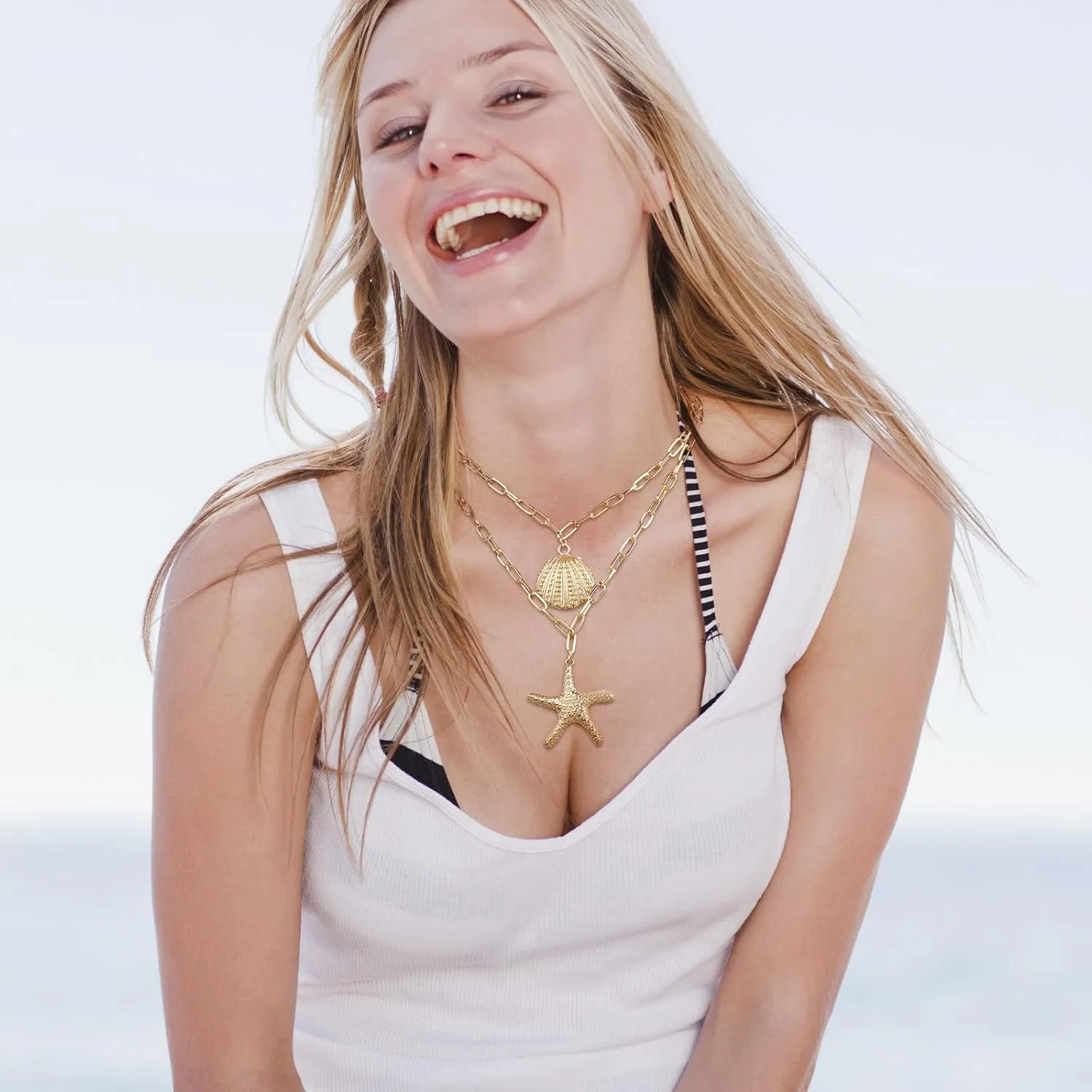 Gold Starfish Necklaces for Women Sea Shell Mermaids Necklaces Mermaid Beach Charm Necklace Mermaids Shell Beaded Choker Necklace Trendy Summer Jewelry