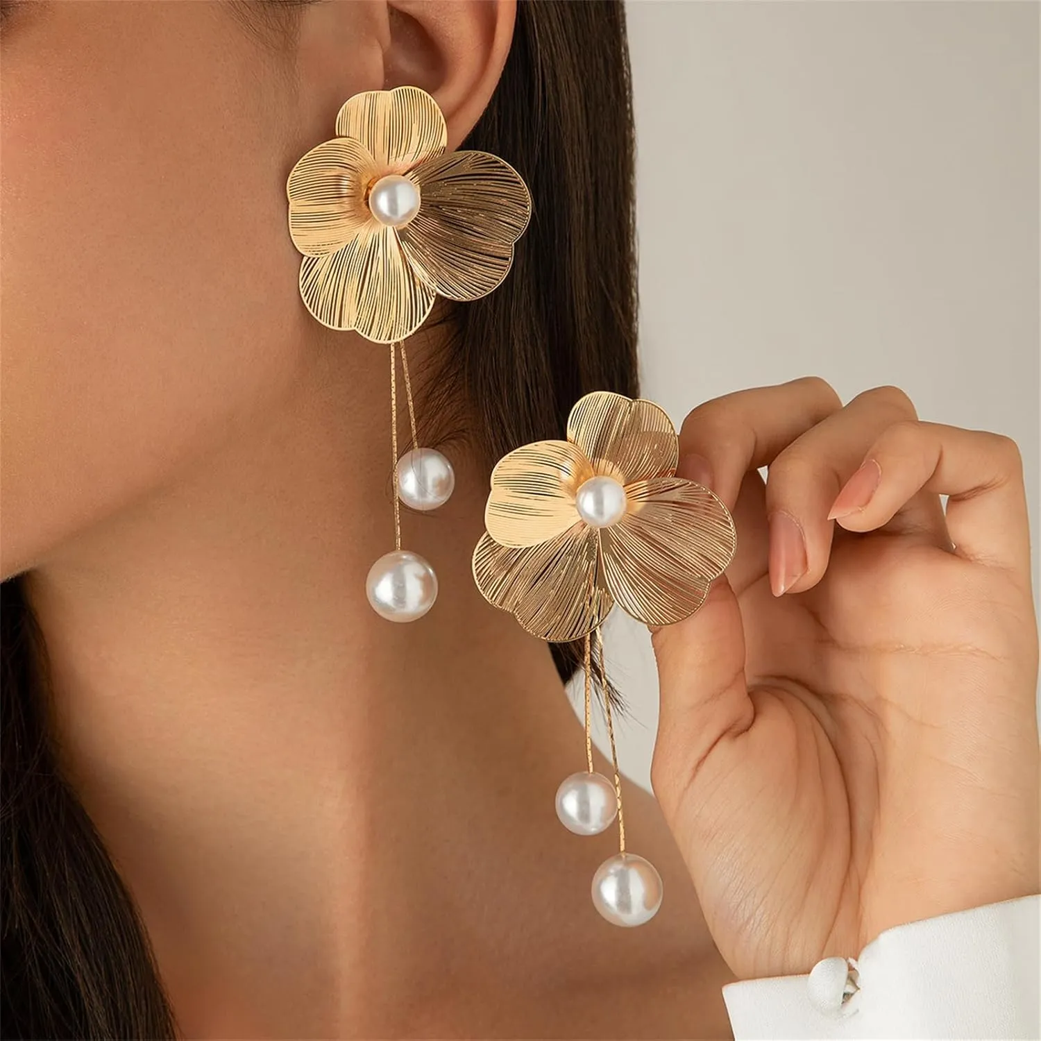 Gold Statement Flower Earrings,Chunky Punk Bunch Dangle Ginkgo Biloba Leaf Tassel Earrings Large Metal Drop Ear Bohemian Layered Petal Floral Jewelry for Women