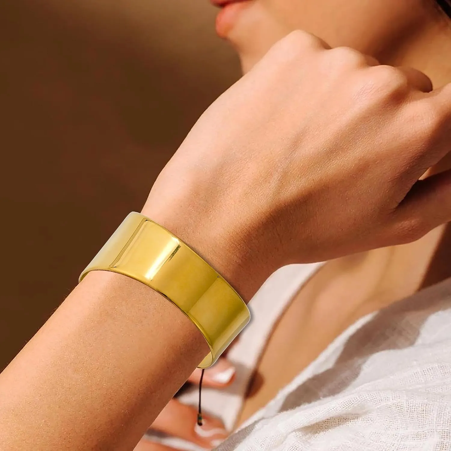 Gold/Silver Cuff Bracelets for Women Chunky Cuff Open Wide Bracelets 14K Gold Plated Stainless Steel Bracelets Gold Bangles for Women Jewelry
