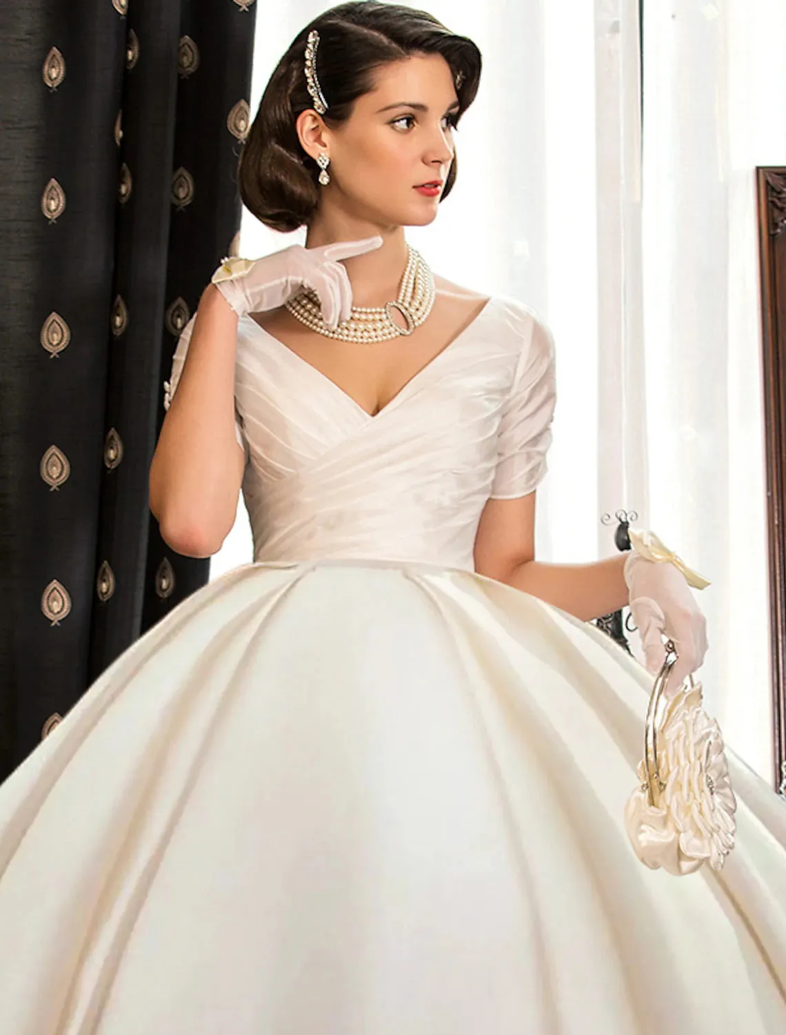 Luolandi Engagement Formal Fall Wedding Dresses Ball Gown V Neck Short Sleeve Court Train Satin Bridal Gowns With Ruched