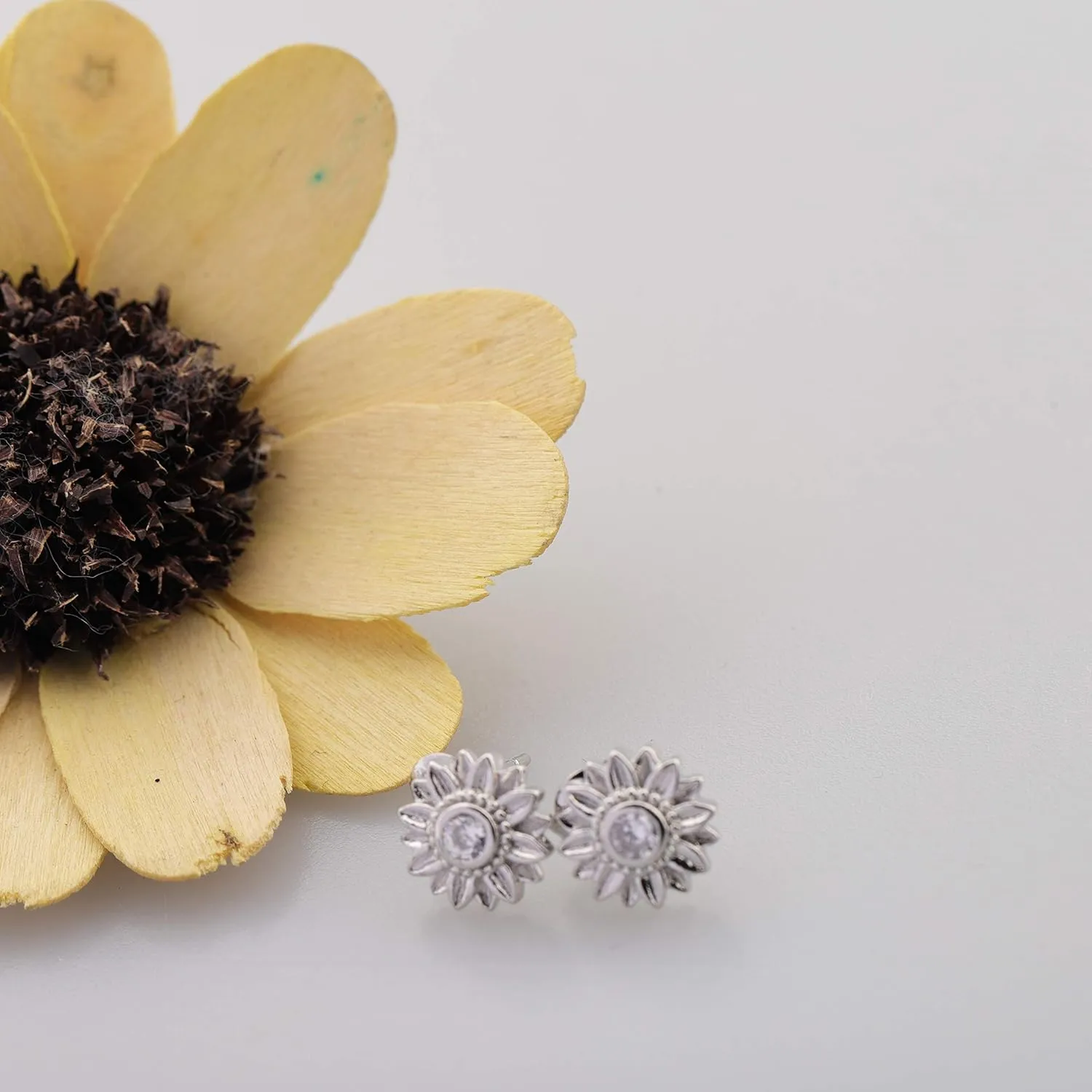 Lywjyb Birdgot Sunflower Earrings Women Fashion Elegant Rhinestone Golden Silver Earrings