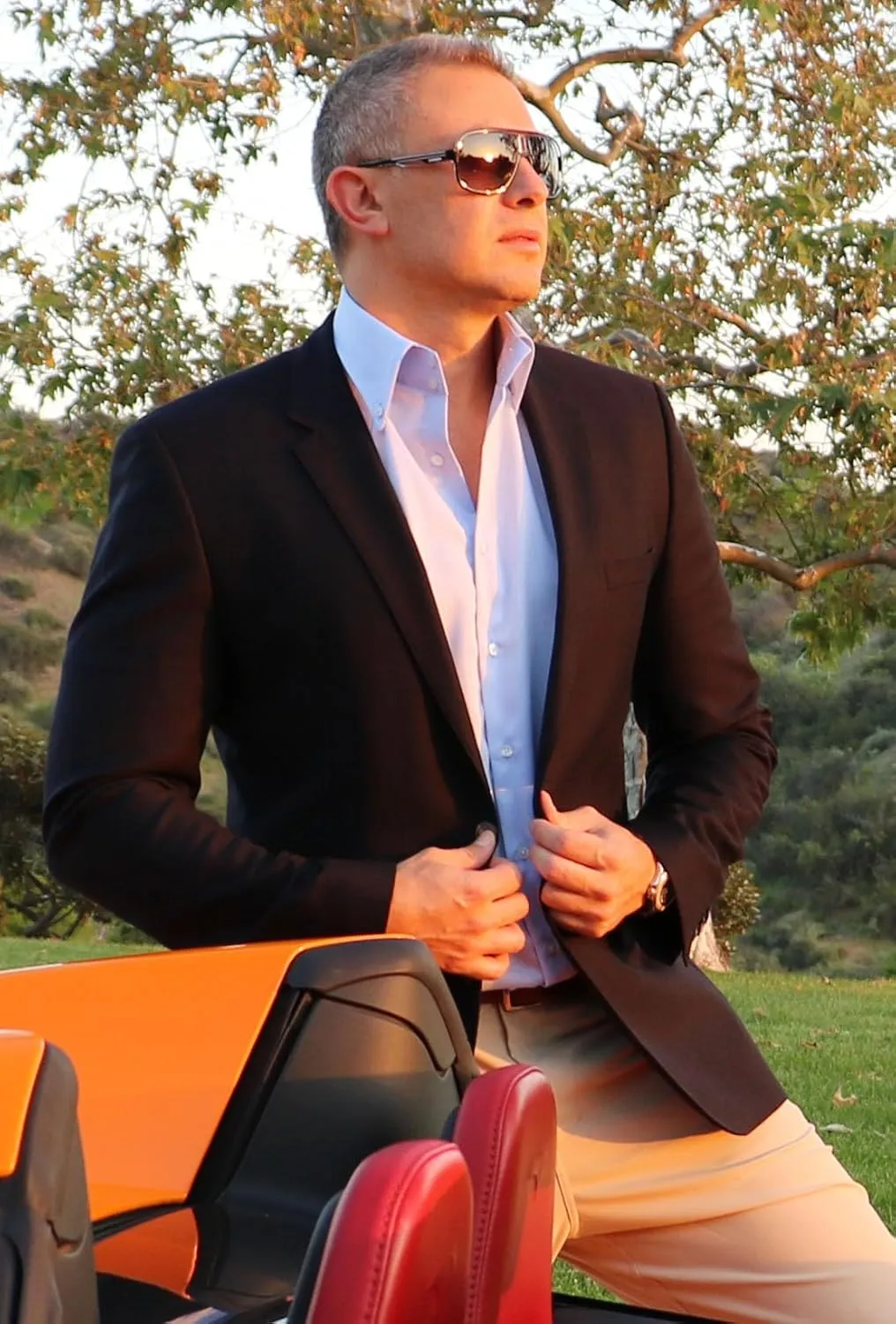 Men's Premium Button-Down Short-Sleeve Blue Dress Shirt with Firm Standout Luxury Collar, Wrinkle-Resistant