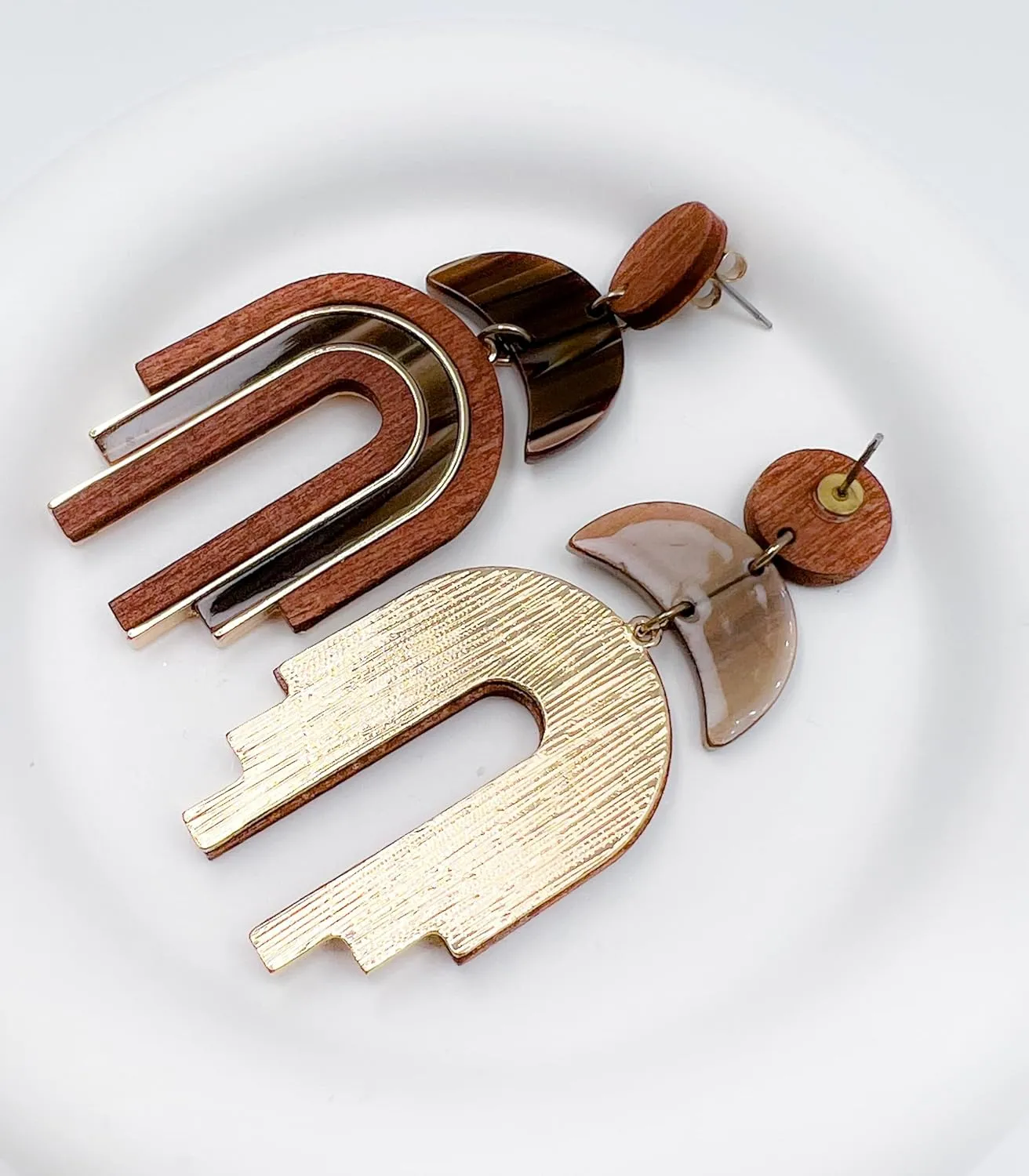 Ozel - Natural Wooden Acrylic Boho Drop Dangle Earrings for Women - Geometric Statement Jewellery - Brown, Black, Magent Red, Olive Green, White beige