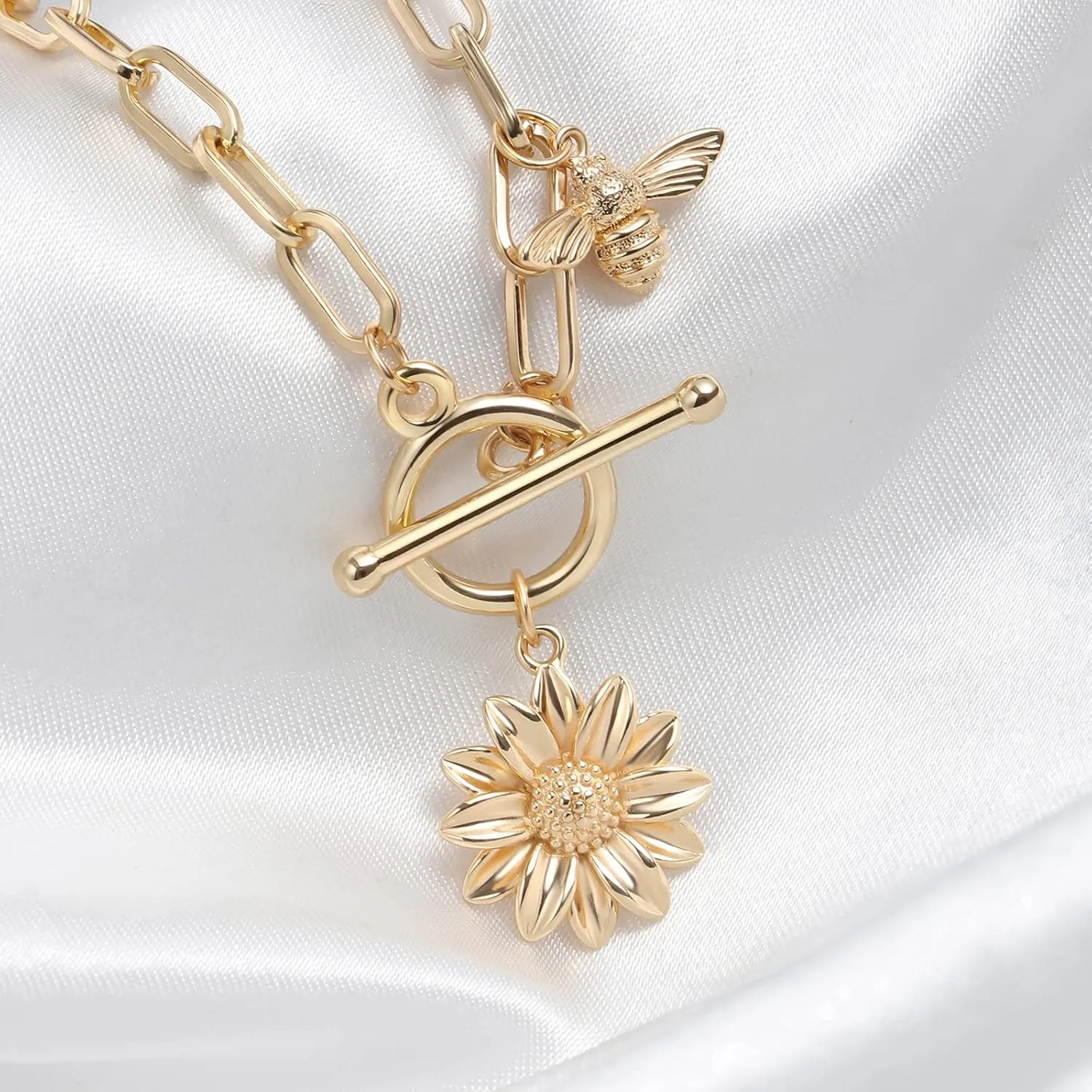 Paperclip Chain Necklace for Women, 18K Gold Plated Paperclip Toggle Chain Link Necklace with Sun Moon Star Compass Flower Charm Pendant