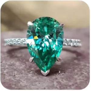 TSECIMGS Platinum Plated Classic Pear-Cut Simulated Emerald Cubic Zirconia CZ Halo Wedding Ring,Teardrop Bridal Jewelry Eternity Vintage Style Green Solitaire Wedding Engagement Ring for Women(10)