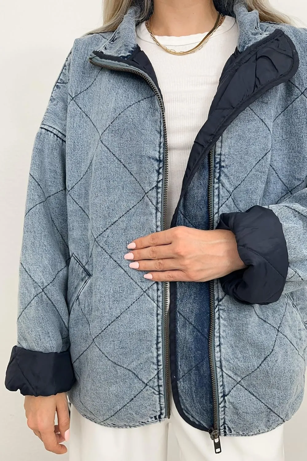 utcoco Women's Oversized Long Sleeve Denim Jacket Casual Loose Fit Zip Up Jean Quilted Jackets Coat with Pockets