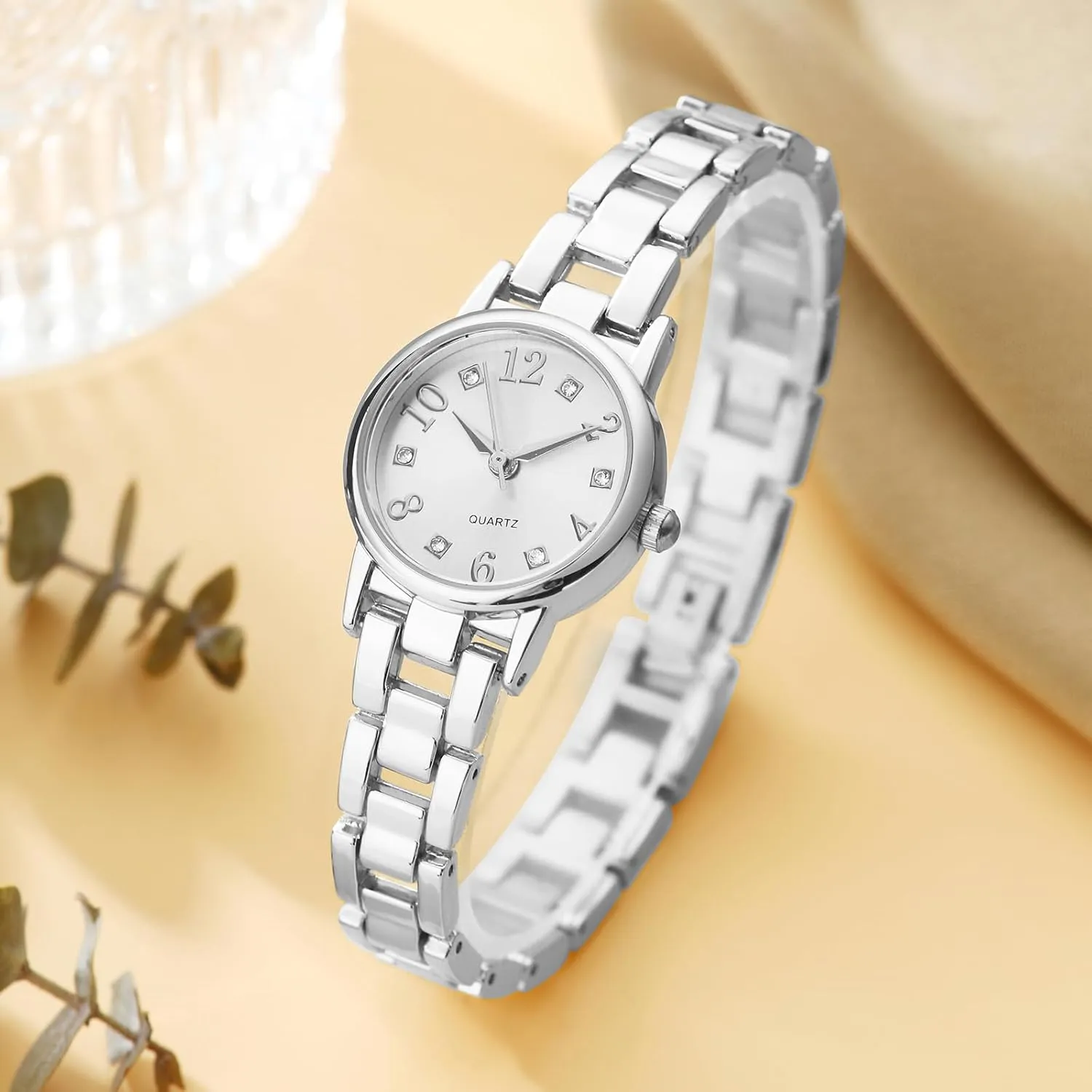 Women's Quartz Wrist Watch Exquisite Ladies Watches Alloy Strap Daily Waterproof